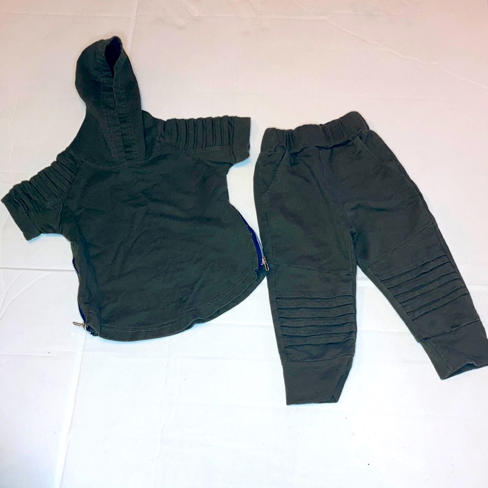 Little boy 2 piece outfit